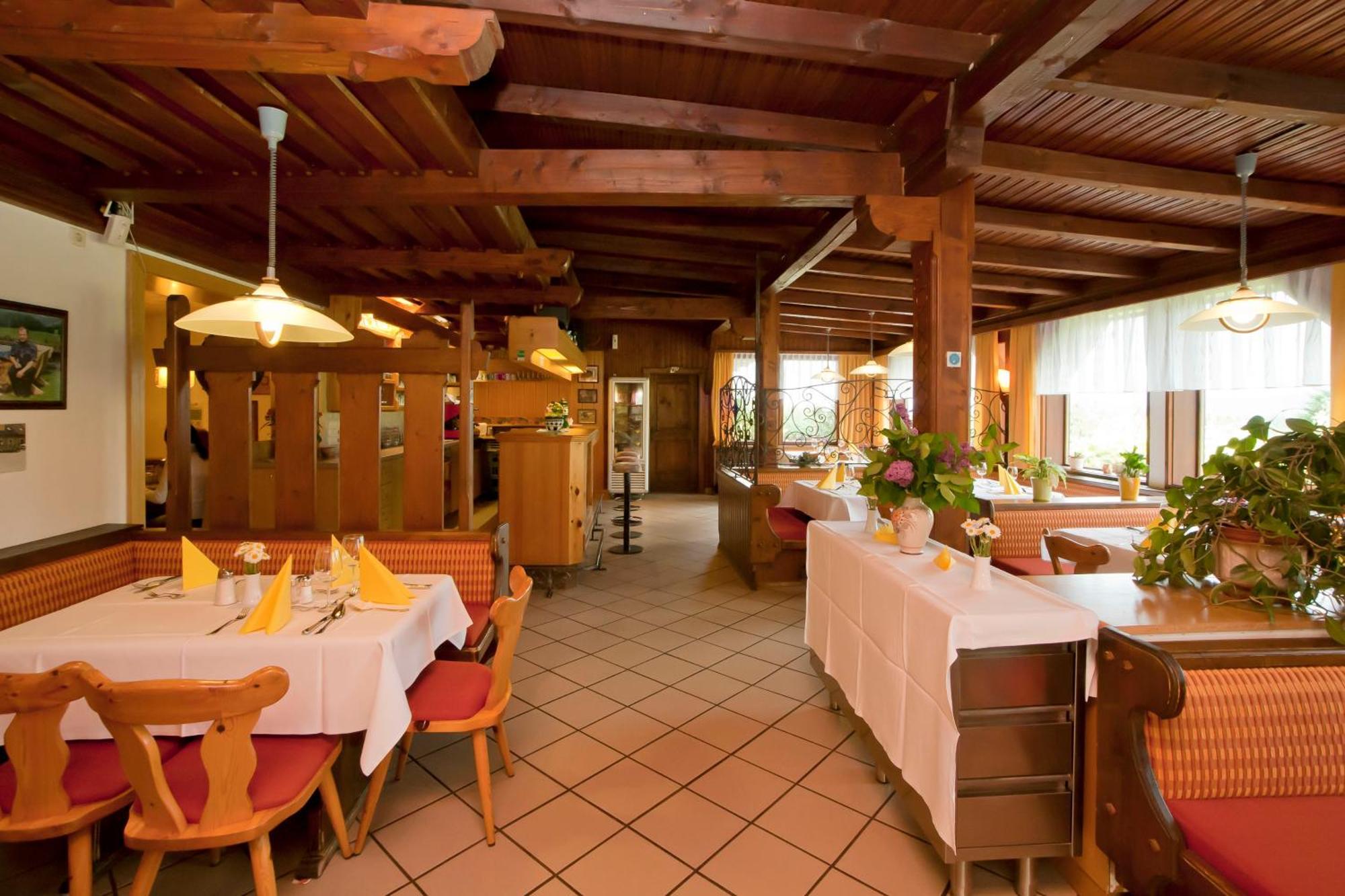 Gasthof Thomann Velden am Woerthersee Luaran gambar