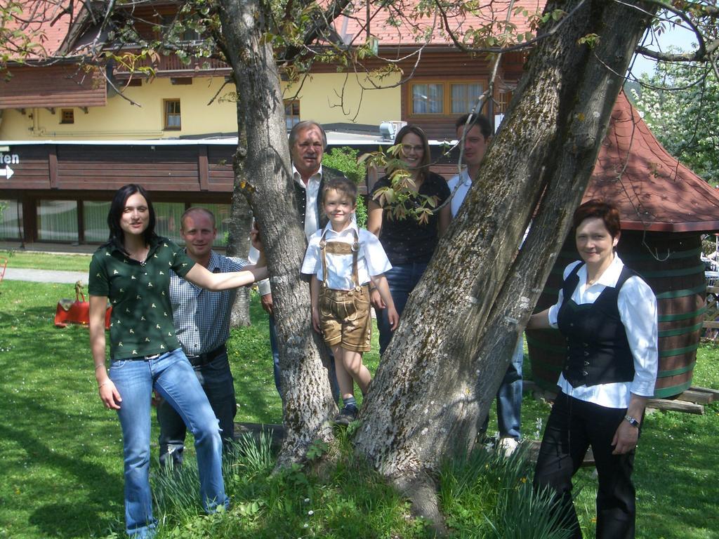 Gasthof Thomann Velden am Woerthersee Luaran gambar